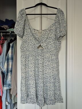 American Eagle White and Blue Floral Tie-Front Puff Sleeve Dress Xxl